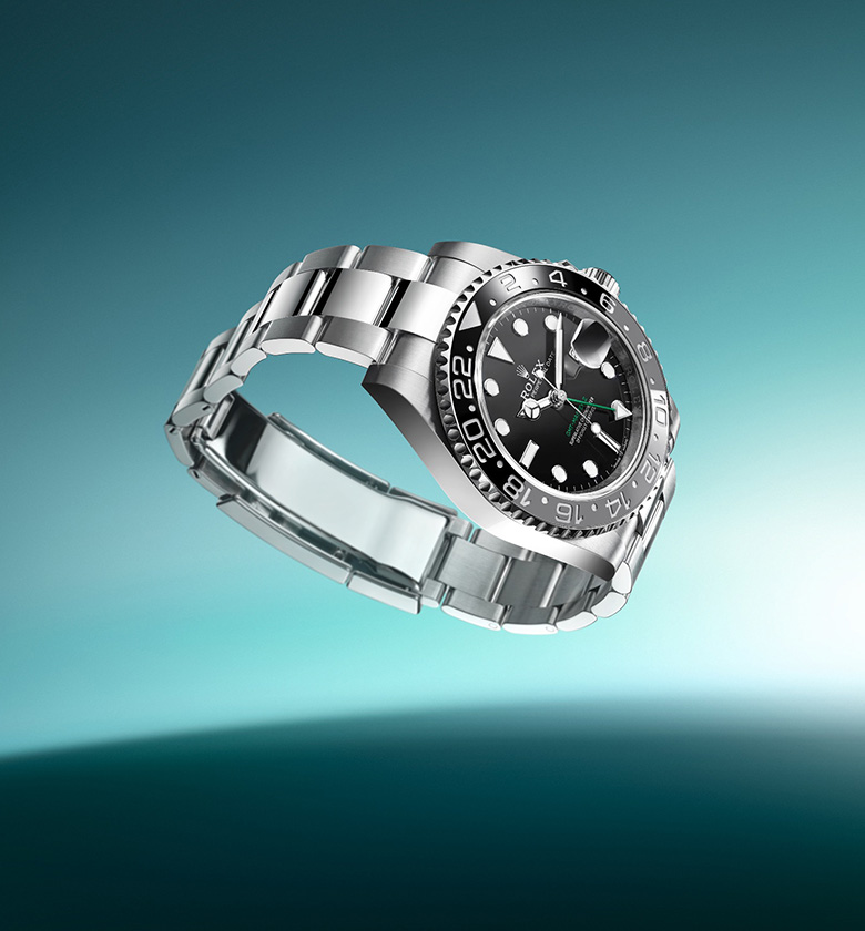 The GMT-Master II includes high-technology ceramic