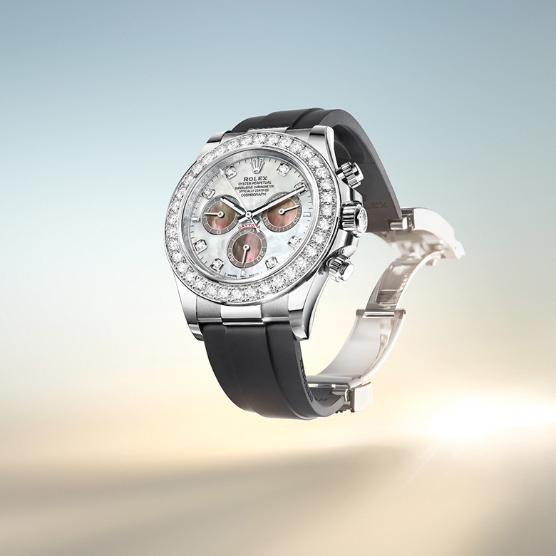 Discover the new Cosmograph Daytona collection